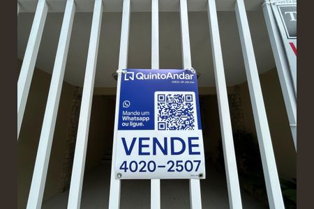 Casa à venda com 176m², 4 quartos e 2 vagasPlaca