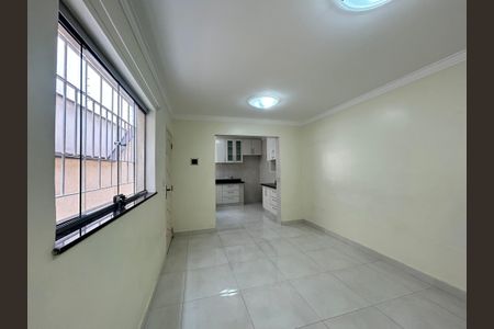 Casa à venda com 176m², 4 quartos e 2 vagasCopa