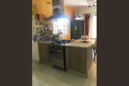 Casa à venda com 144m², 3 quartos e 1 vaga