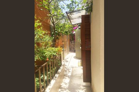 Casa à venda com 144m², 3 quartos e 1 vaga