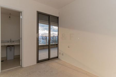 Apartamento à venda com 131m², 3 quartos e 3 vagas