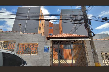 Apartamento para alugar com 56m², 2 quartos e sem vagaFachada