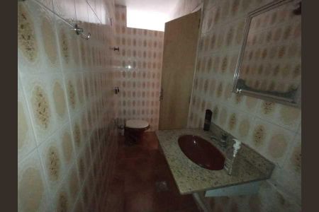 Casa à venda com 80m², 2 quartos e 1 vaga