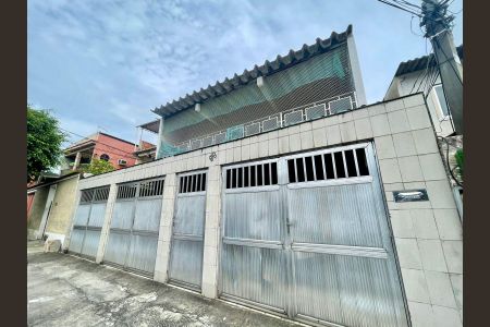 Casa de condomínio à venda com 190m², 5 quartos e 3 vagas