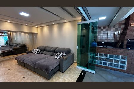 Casa à venda com 278m², 5 quartos e 3 vagas Casa à venda com 278m², 5 quartos e 3 vagasVaranda Gourmet