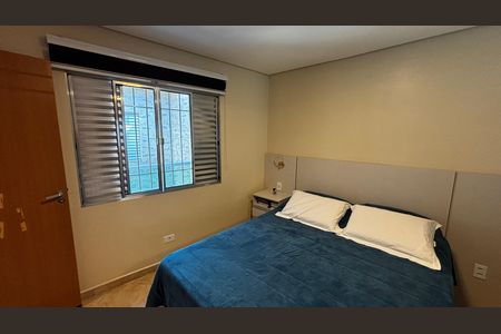 Casa à venda com 278m², 5 quartos e 3 vagas Casa à venda com 278m², 5 quartos e 3 vagasQuarto 3