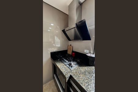 Casa à venda com 278m², 5 quartos e 3 vagas Casa à venda com 278m², 5 quartos e 3 vagasCozinha 2