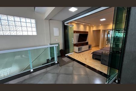 Casa à venda com 278m², 5 quartos e 3 vagas Casa à venda com 278m², 5 quartos e 3 vagasVaranda Gourmet