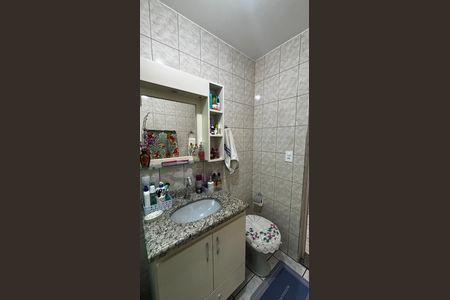 Casa à venda com 278m², 5 quartos e 3 vagas Casa à venda com 278m², 5 quartos e 3 vagasBanheiro 1
