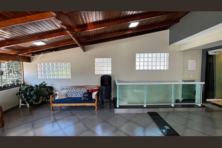 Casa à venda com 278m², 5 quartos e 3 vagas Casa à venda com 278m², 5 quartos e 3 vagasVaranda Gourmet