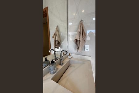 Banheiro 2 de casa à venda com 5 quartos, 278m² em Parque Capuava, Santo André