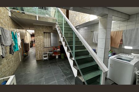Casa à venda com 278m², 5 quartos e 3 vagas Casa à venda com 278m², 5 quartos e 3 vagasÁrea de Serviço
