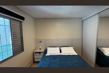 Casa à venda com 278m², 5 quartos e 3 vagas Casa à venda com 278m², 5 quartos e 3 vagasQuarto 3