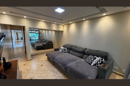 Casa à venda com 5 quartos, 278m² em Parque Capuava, Santo André