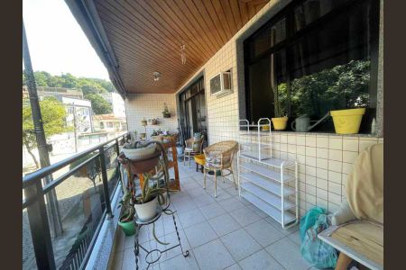 Apartamento à venda com 141m², 3 quartos e 3 vagas