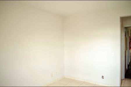 Apartamento para alugar com 72m², 2 quartos e 1 vagaSala