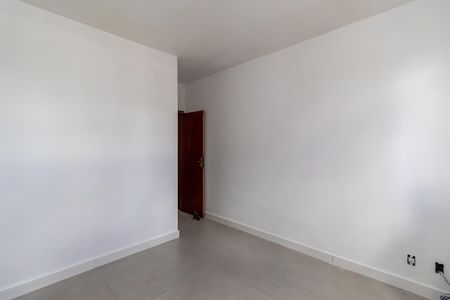 Quarto 2 de apartamento para alugar com 2 quartos, 66m² em Itatiaia, Belo Horizonte