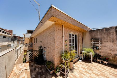 Casa à venda com 200m², 4 quartos e 2 vagasVaranda Quarto 2