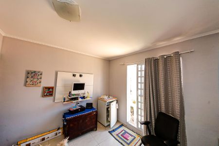 Casa à venda com 200m², 4 quartos e 2 vagasQuarto 2