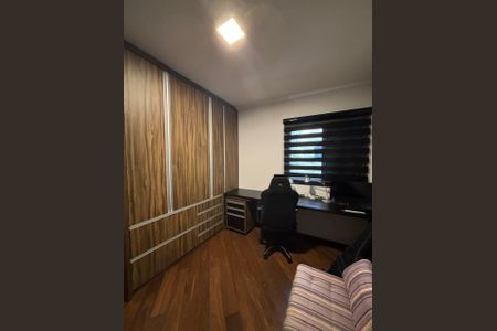 Casa à venda com 157m², 3 quartos e 2 vagas