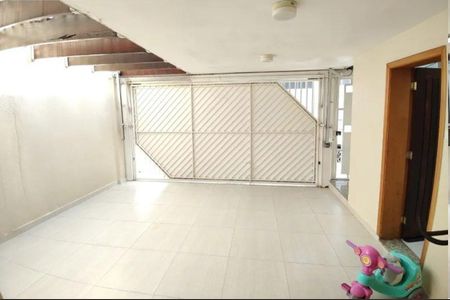 Casa à venda com 99m², 3 quartos e 2 vagas