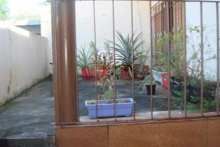 Casa à venda com 3 quartos, 150m² em Vila Granada, São Paulo