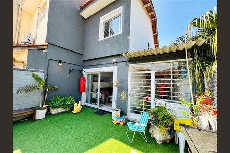 Casa à venda com 158m², 3 quartos e 2 vagas