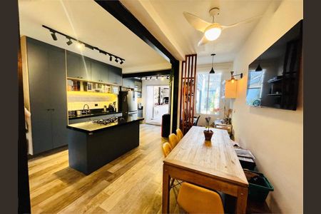 Casa à venda com 158m², 3 quartos e 2 vagas