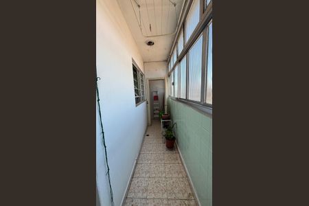 Apartamento à venda com 240m², 3 quartos e 1 vagaÁrea de Serviço