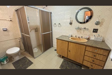 Apartamento à venda com 240m², 3 quartos e 1 vagaBanheiro