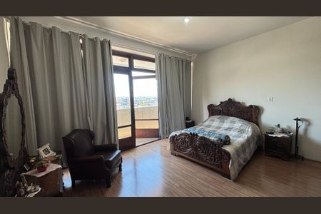 Apartamento à venda com 240m², 3 quartos e 1 vagaQuarto 1