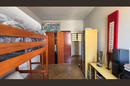 Apartamento à venda com 240m², 3 quartos e 1 vagaQuarto 2