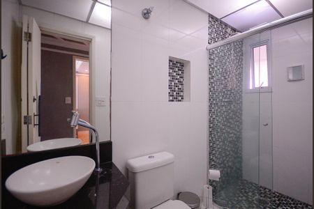 Apartamento à venda com 65m², 2 quartos e 1 vaga Apartamento à venda com 65m², 2 quartos e 1 vagaBanheiro