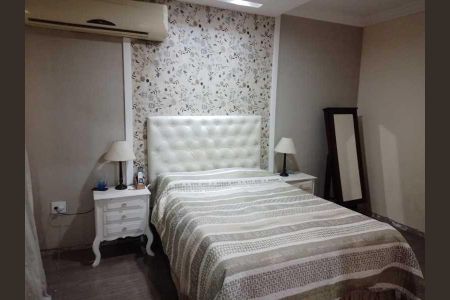 Casa à venda com 308m², 3 quartos e 5 vagas