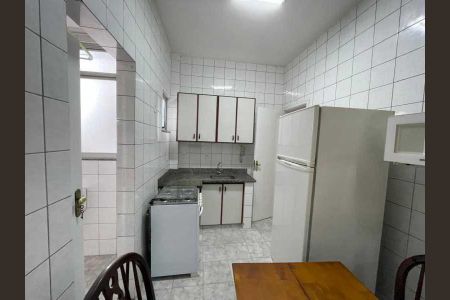 Apartamento à venda com 60m², 1 quarto e 1 vaga