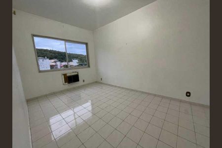 Apartamento à venda com 68m², 2 quartos e 1 vaga