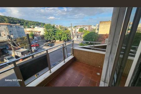 Apartamento à venda com 68m², 2 quartos e 1 vaga