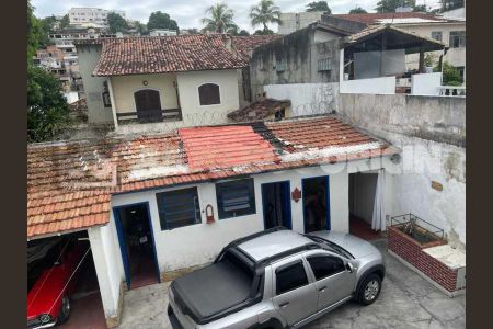 Casa à venda com 160m², 3 quartos e 4 vagas