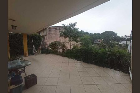 Casa à venda com 360m², 4 quartos e 3 vagas