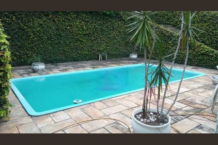 Casa à venda com 360m², 4 quartos e 3 vagas