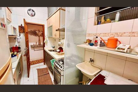 Apartamento à venda com 45m², 1 quarto e 1 vaga