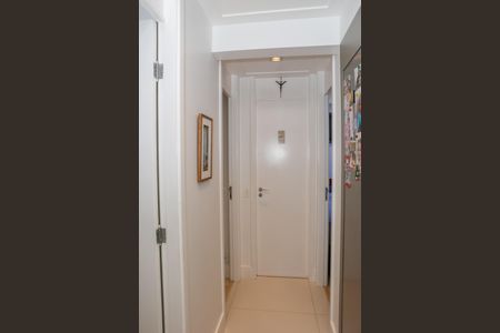 Apartamento à venda com 90m², 3 quartos e 2 vagas Apartamento à venda com 90m², 3 quartos e 2 vagasCorredor