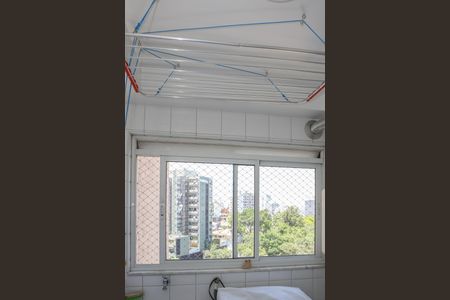 Apartamento à venda com 90m², 3 quartos e 2 vagas Apartamento à venda com 90m², 3 quartos e 2 vagasÁrea de Serviço