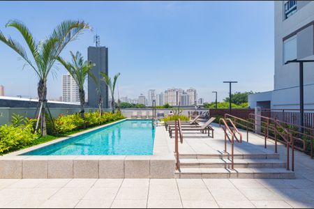 Apartamento à venda com 67m², 3 quartos e 1 vaga Apartamento à venda com 67m², 3 quartos e 1 vagaPiscina