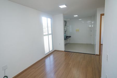 Sala de apartamento para alugar com 2 quartos, 70m² em Campo Grande, Rio de Janeiro