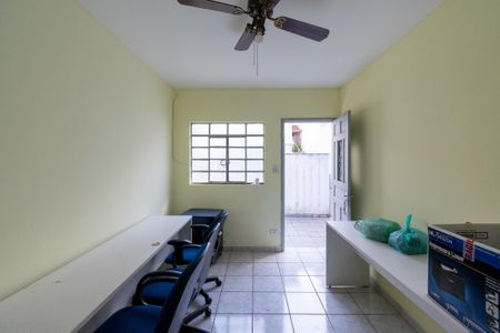 Casa à venda com 280m², 4 quartos e 2 vagasKitnet 2 Sala 