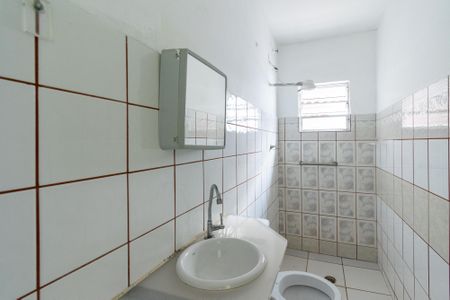 Casa à venda com 280m², 4 quartos e 2 vagasKitnet 2 Banheiro  