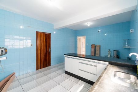 Casa à venda com 280m², 4 quartos e 2 vagasCozinha