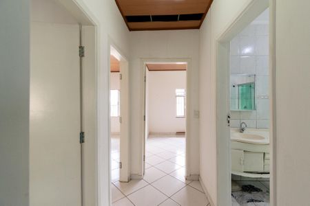 Casa à venda com 280m², 4 quartos e 2 vagasCorredor 