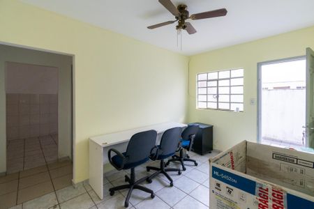 Casa à venda com 280m², 4 quartos e 2 vagasKitnet 2 Sala 